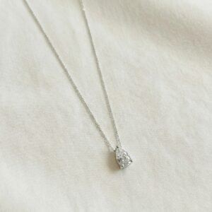 שרשרת סוליטר יהלום טיפה