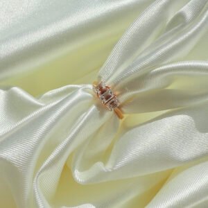 טבעת אמרלד שלושה אבנים